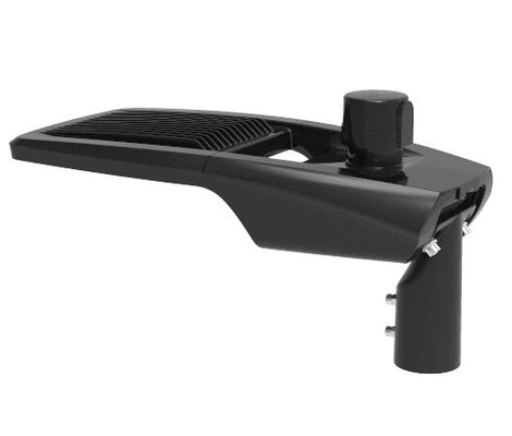 가혹한 환경에서 성능을 위해 IP66 보호 및 넓은 입력 전압 범위로 설계 된 LED 거리 조명