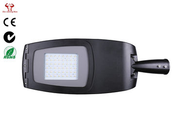50 / 60Hz LED 가로등 유숙 50000h LED 일생 IP66 IK08 ZHSL-13-150