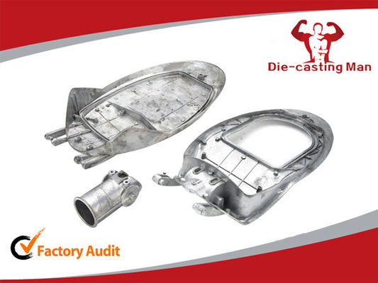 고능률 도로 880 x 380 x 180mm를 위한 알루미늄 LED 가로등 주거